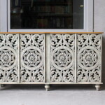 ORIENTAL WOODEN CHEST