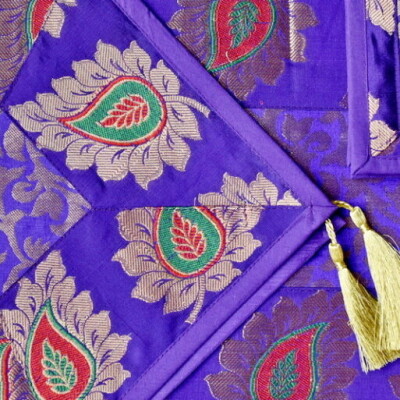 INDIAN TREAD WITH PADS
