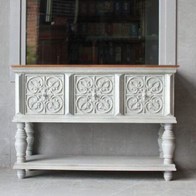 WOODEN CONSOLE