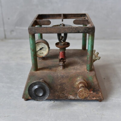 METAL COOKER, ANTIQUE DECORATION