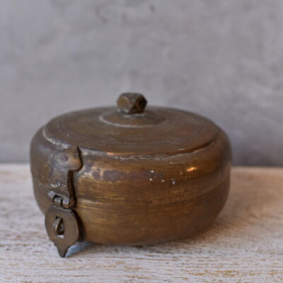 BRASS VESSEL CONTAINER DECORATION