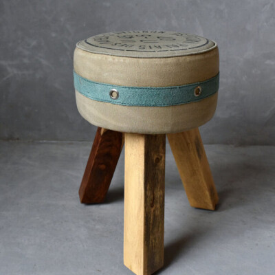 VINTAGE WOODEN STOOL